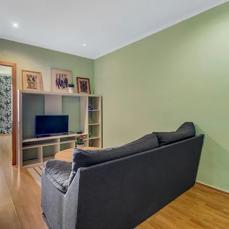 Apartamento Santa Apolonia Lisboa